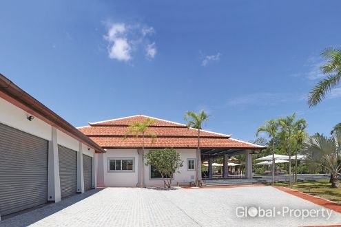 image 4 GPPH0046 Exclusive Luxury Pattaya Property Diamond Villa for Sale