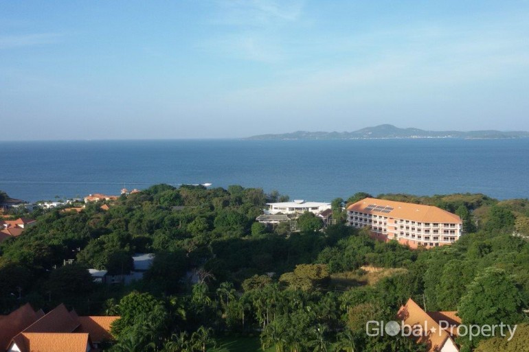 image 14 GPPC0757 Sea View Condo on Pratamnak Pattaya