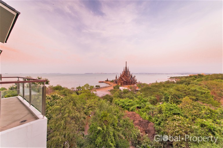 image 14 GPPC0840 2 bedroom condo with sea view Pattaya