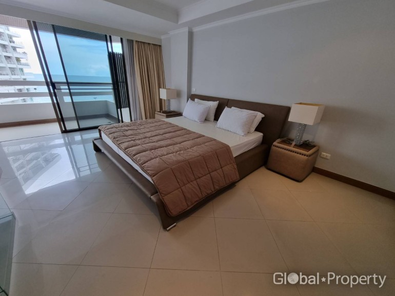 image 11 GPPC1396 Spacious 2 bedroom apartment with sea view