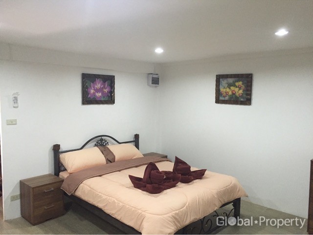 image 3 GPPB0237 5 Story Guest House for Sale on Pratamnak Hill