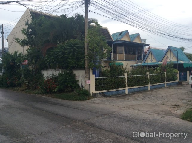 image 1 GPPB0249 North Pattaya 10 Rooms Mini Resort to Renovate