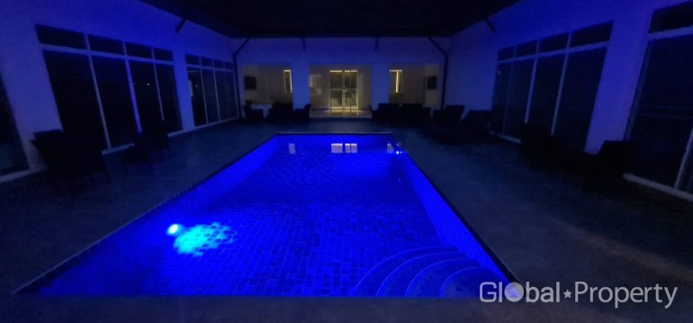 image 17 GPPH1180 Very large private Villa with pool for sale in East Pattaya
