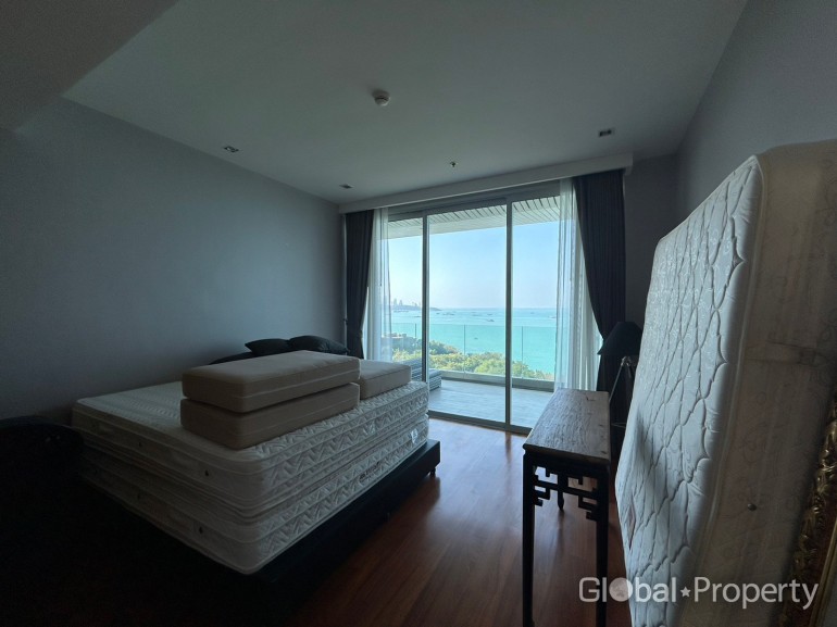 image 15 GPPC1286_A Sea view 3 bedroom Condo on Wongamat Beach