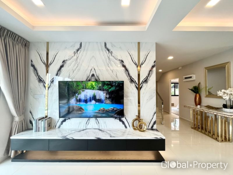 image 4 GPPH1292 Beautiful pool villa in Huay Yai