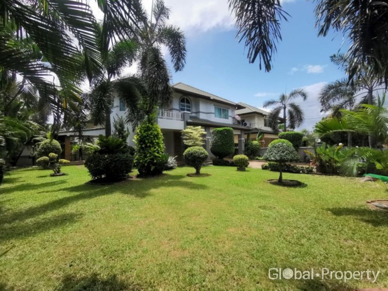 image 1 GPPH1337 Green Field Villas 2 For Sale 8.9MB, East Pattaya