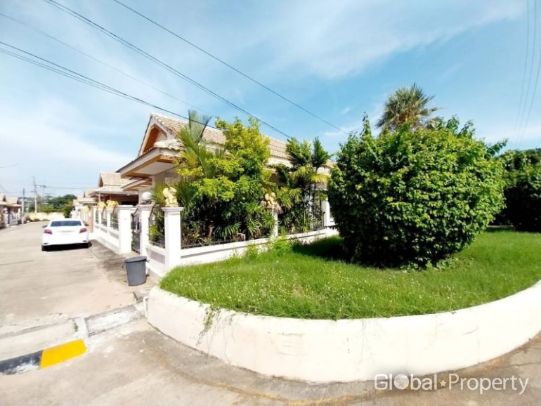 image 1 GPPH1424 Nice house for sale in The Village, East Pattaya