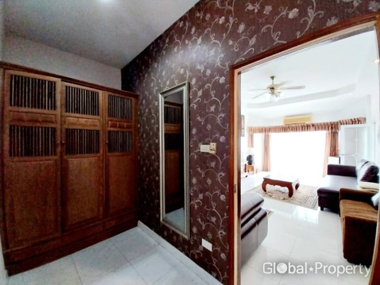 image 17 GPPH1424 Nice house for sale in The Village, East Pattaya