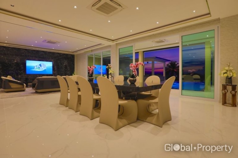 image 16 GPPH1434 Brand New 10 Bed Designer Estate! Siam Royal View, Kao-Talo!