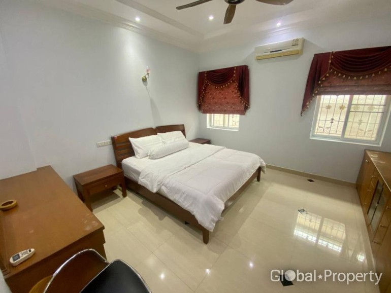 image 12 GPPH1436 HOT SALE! 3 Bedroom Pool Villa close to center of Pattaya!