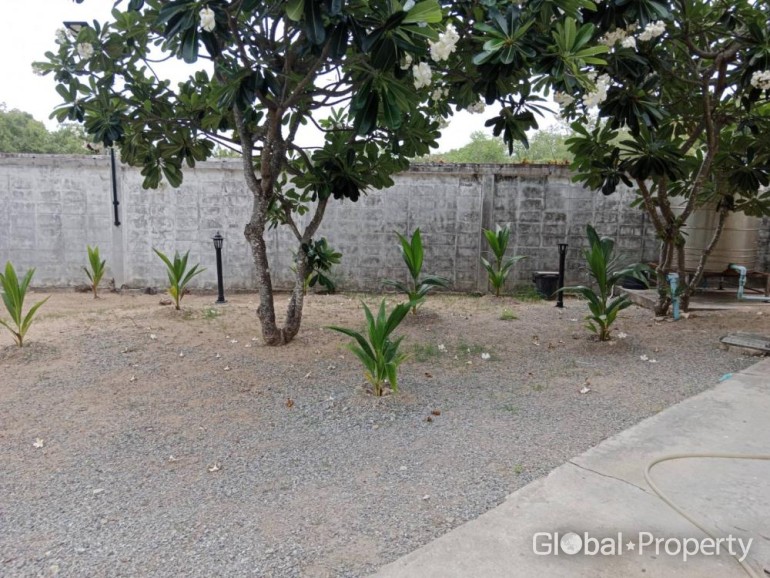image 3 GPPH1438 HUGE DISCOUNT! 5 Bed Villa in Baan Suan Lalana, Jomtien!