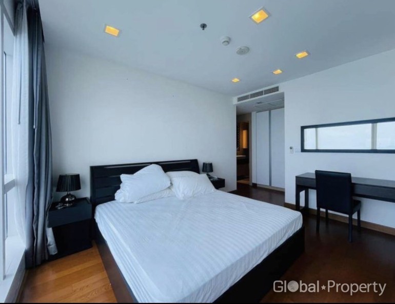 image 6 GPPC2937 Luxury condo with 2 bedrooms and Sea View