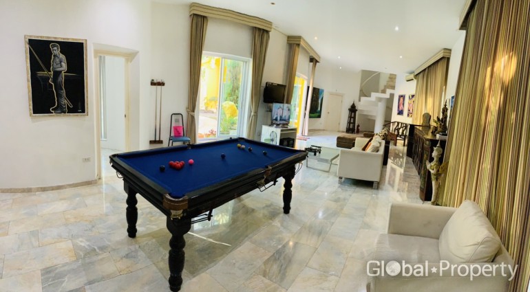 image 6 GPPH1484 Great value pool villa for sale