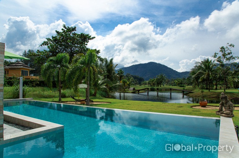 image 5 GPPH1522 Prestigious Poolvilla with guest rooms in Koh Chang