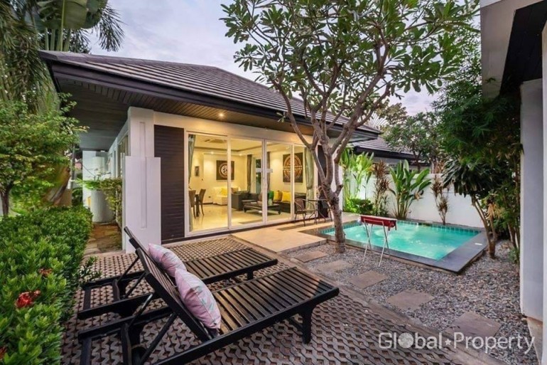 image 2 GPPH1548 Luxury Poolvilla in Jomtien for sale