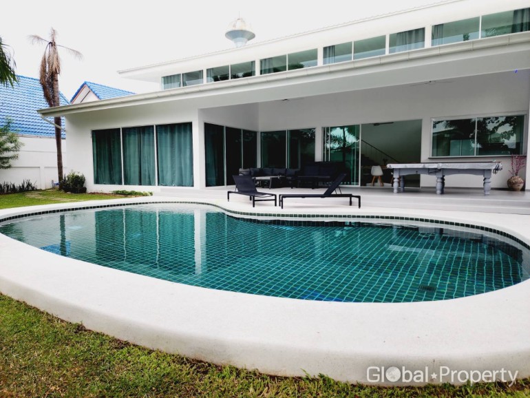 image 2 GPPH1588 Luxurious house at Mabprachan for sale