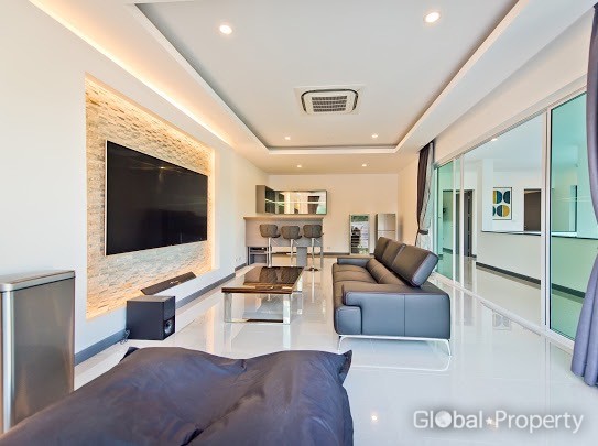 image 7 GPPH1693 Luxury and modern house for rent
