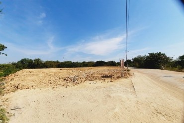 image 10 GPPL0018 Land for sale in Soi Chaiyapruek 3 Rai 295 sqw.