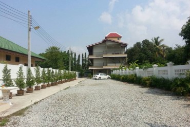 image 8 GPPB0029 Guesthouse 24 rooms near Baan Balina 3