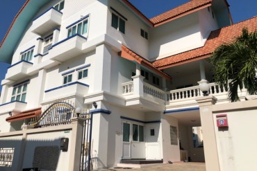 image 13 GPPH0422 House for sale in Pattaya Wongamat, near the beach