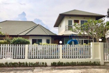 image 12 GPPH0453 5 bedroom house Pattaya
