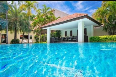 image 2 GPPH0654 Large Pool Villa in prestige Beachfront Village