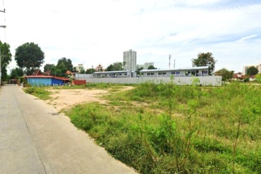 image 2 GPPL0118 Grosses Grundstueck in der Naehe ders Wongamat Strandes