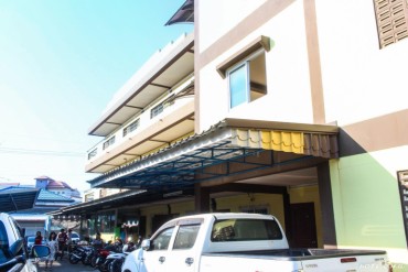 image 11 GPPB0086 Three-Story Apartment in Thappraya Road
