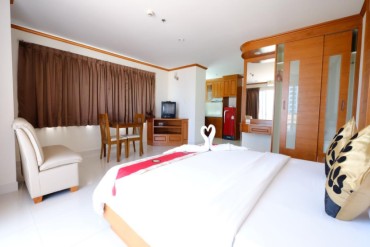 image 24 GPPB0172 Cosy Beach 77 Room Resort Hotel