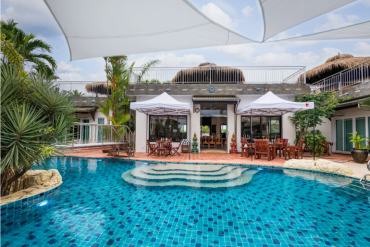 GPPH1102 Available soon Splendid villa for rent in Phoenix Golf Club