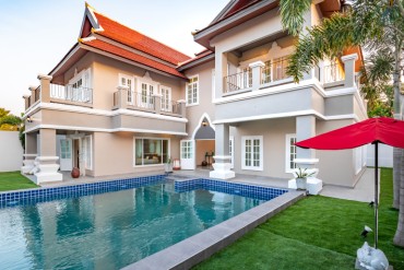 image 38 GPPH1252 Beautiful 4 Bedroom Pool Villa for sale in East Pattaya