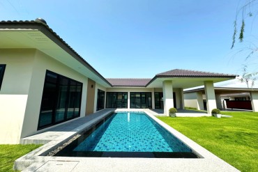 GPPH1294_A  New modern pool villas in Huay Yai