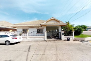 image 19 GPPH1424 Nice house for sale in The Village, East Pattaya