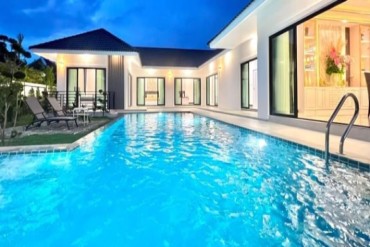 GPPH1453  Fantastic Private Pool Villa for Sale near the Chaknork Lake