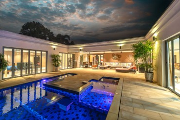 GPPH1472  Luxury Poolvilla with 3 Bedrooms for sale