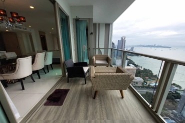 GPPC3141  Luxury Grosse und luxurioese 3-Zimmer-Wohnung in Wongamat