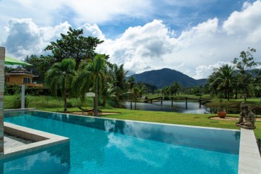 image 45 GPPH1522 Prestigious Poolvilla with guest rooms in Koh Chang