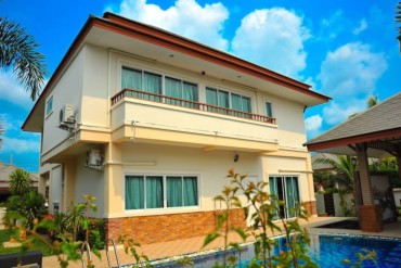image 18 GPPH1527 Einfamilienhaus mit Swimmingpool zu verkaufen