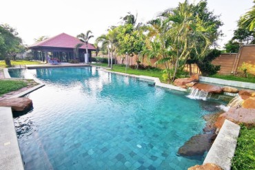 GPPH1549  Villa in wunderschoener Umgebung in Huai Yai zu verkaufen
