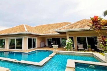 GPPH1555  Luxurious Pool Villa at Mabprachan