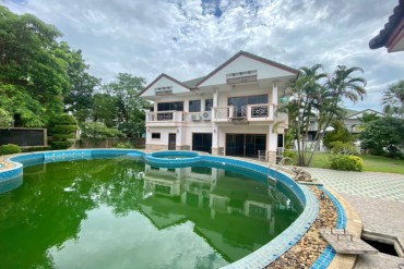 GPPH1569  Family house with swimming pool for sale