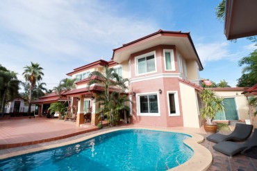 GPPH1575  Luxurioese Poolvilla mit 5 Schlafzimmern in der Gegend von Pong