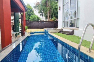 GPPH1630  House with swimming pool in Na Jomtien for sale