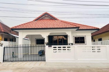GPPH1643  Schoenes einstoeckiges Haus in Ost-Pattaya