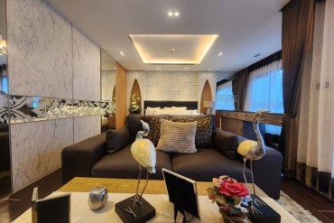 image 20 GPPC3370 Luxurious two bedroom Condo in East Pattaya