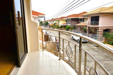 image 44 GPPH1652 2-stoeckiges Haus in Nord-Pattaya zu verkaufen