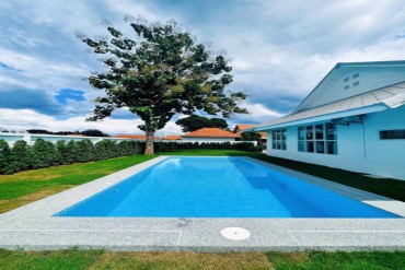 image 19 GPPH1699 Pool villa with big garden in Jomtien