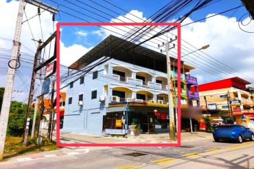 GPPB0375   Commercial building with 3 Units in Jomtien