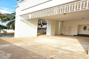 image 31 GPPH1766 Luxury 2 storey poolvilla in Huay Yai