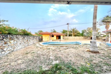 image 27 GPPH1775 Poolvilla mit riesigem Grundstueck in Banglamung